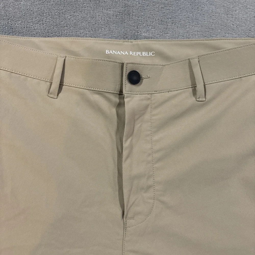 Banana Republic Mens Pants 34x30 Beige Chino Classic Flat Front Preppy Golf #J11